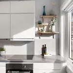 شقة Bright And Perfect Location *